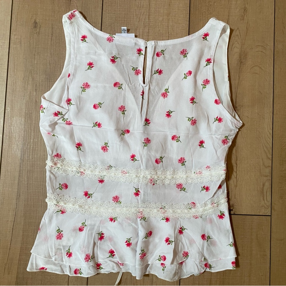Coquette White with Pink Floral Top, Size L - Picture 7 of 17